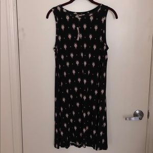 NWT LOFT Black medallion shift dress